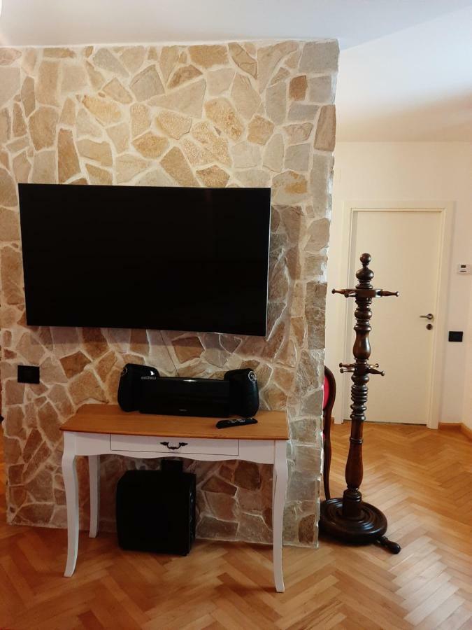 Luky10 Daire Braşov Dış mekan fotoğraf